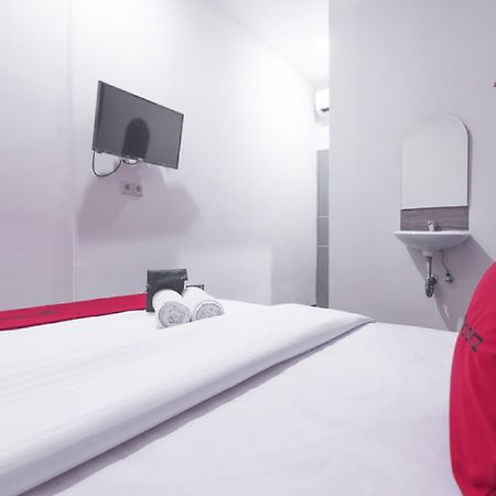Reddoorz Near Itc Mangga Dua Hotel Jakarta Exterior foto