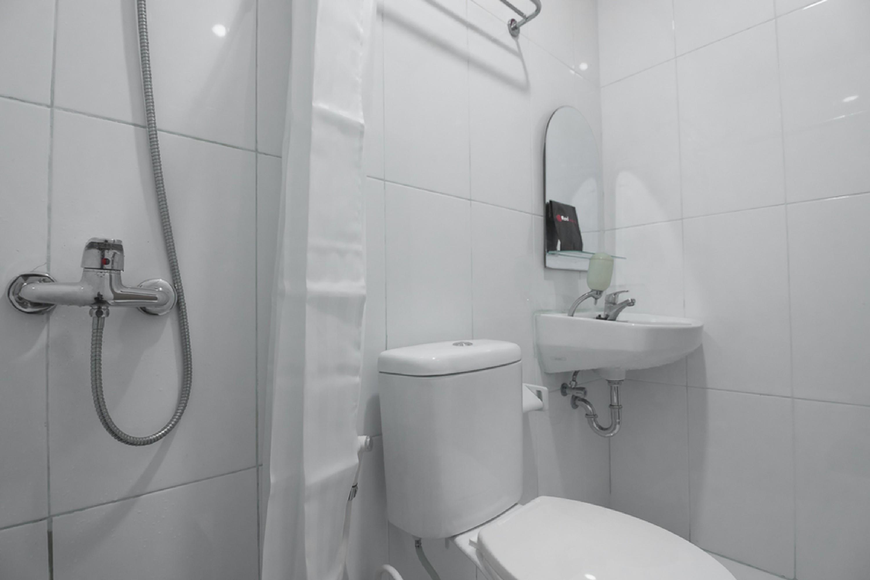 Reddoorz Near Itc Mangga Dua Hotel Jakarta Exterior foto