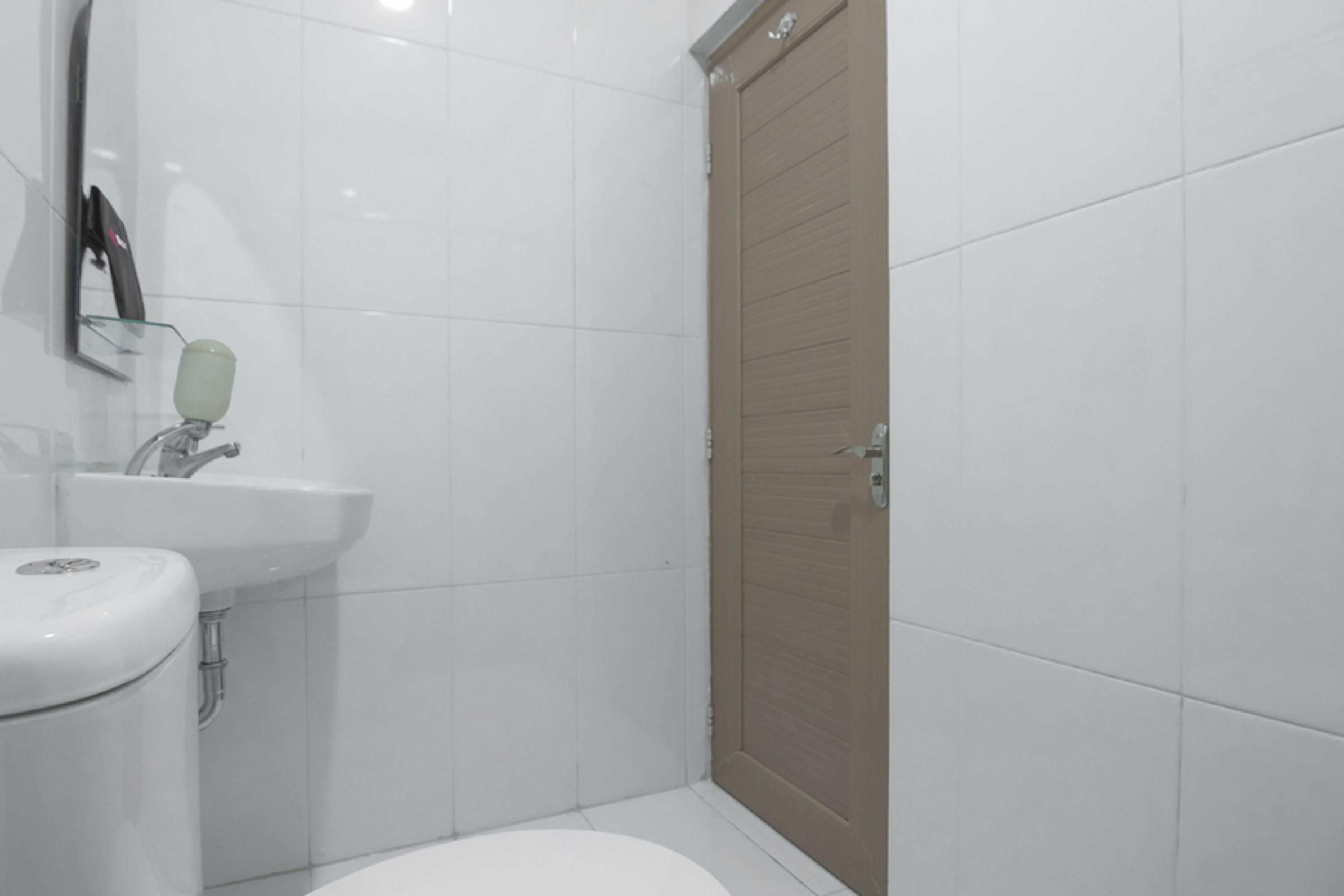Reddoorz Near Itc Mangga Dua Hotel Jakarta Exterior foto
