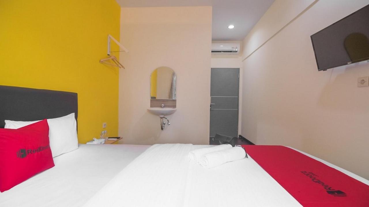 Reddoorz Near Itc Mangga Dua Hotel Jakarta Exterior foto